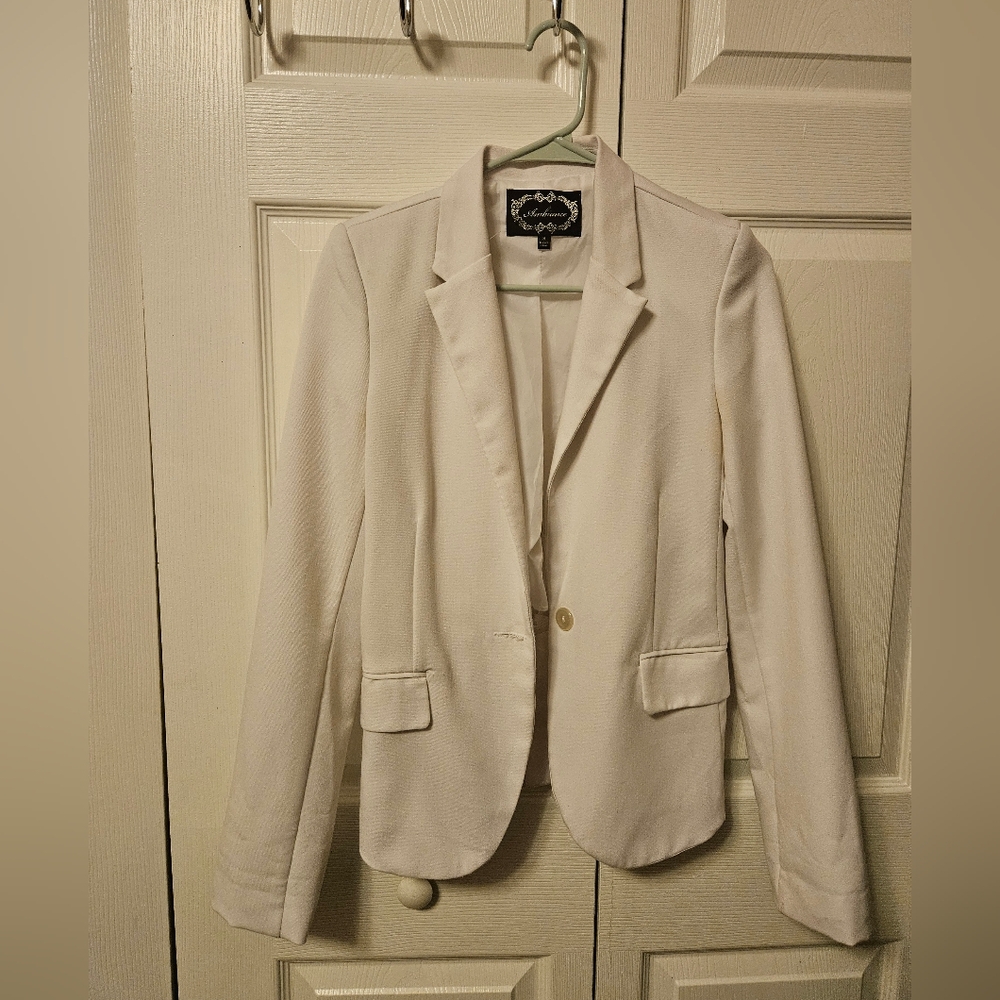 White Women's Single-Button Blazer Jacket